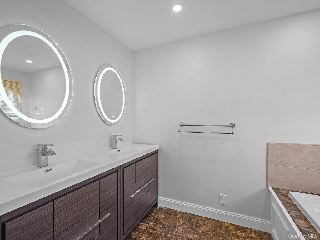 829 S Long Beach Avenue, Freeport, NY 11520