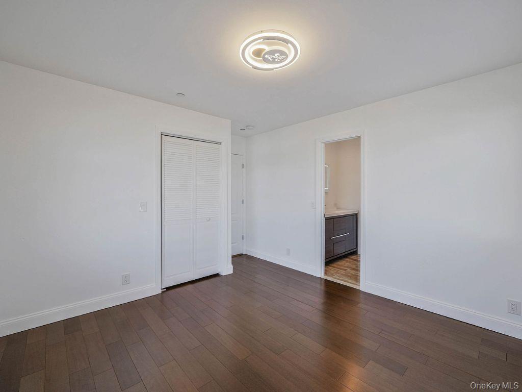 829 S Long Beach Avenue, Freeport, NY 11520