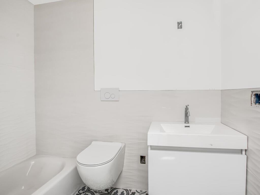 65 W 2nd Street # 2, Mount Vernon, NY 10550