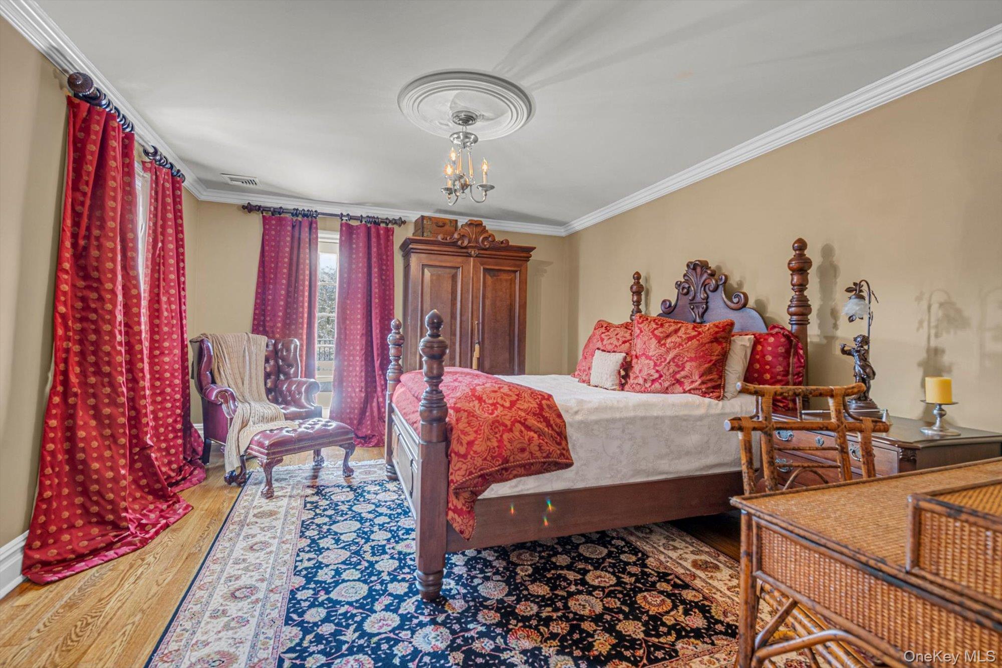 183 Mill Spring Road, Manhasset, NY 11030