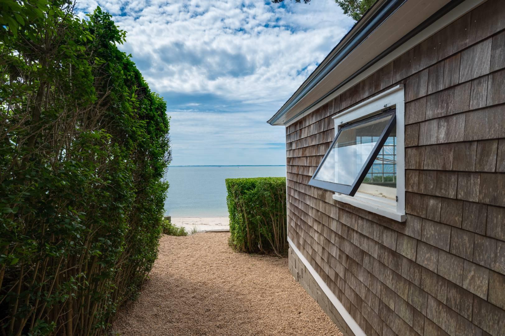 1260 Jackson Street, New Suffolk, NY 11956