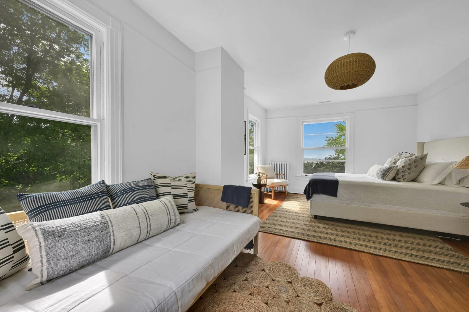 1260 Jackson Street, New Suffolk, NY 11956