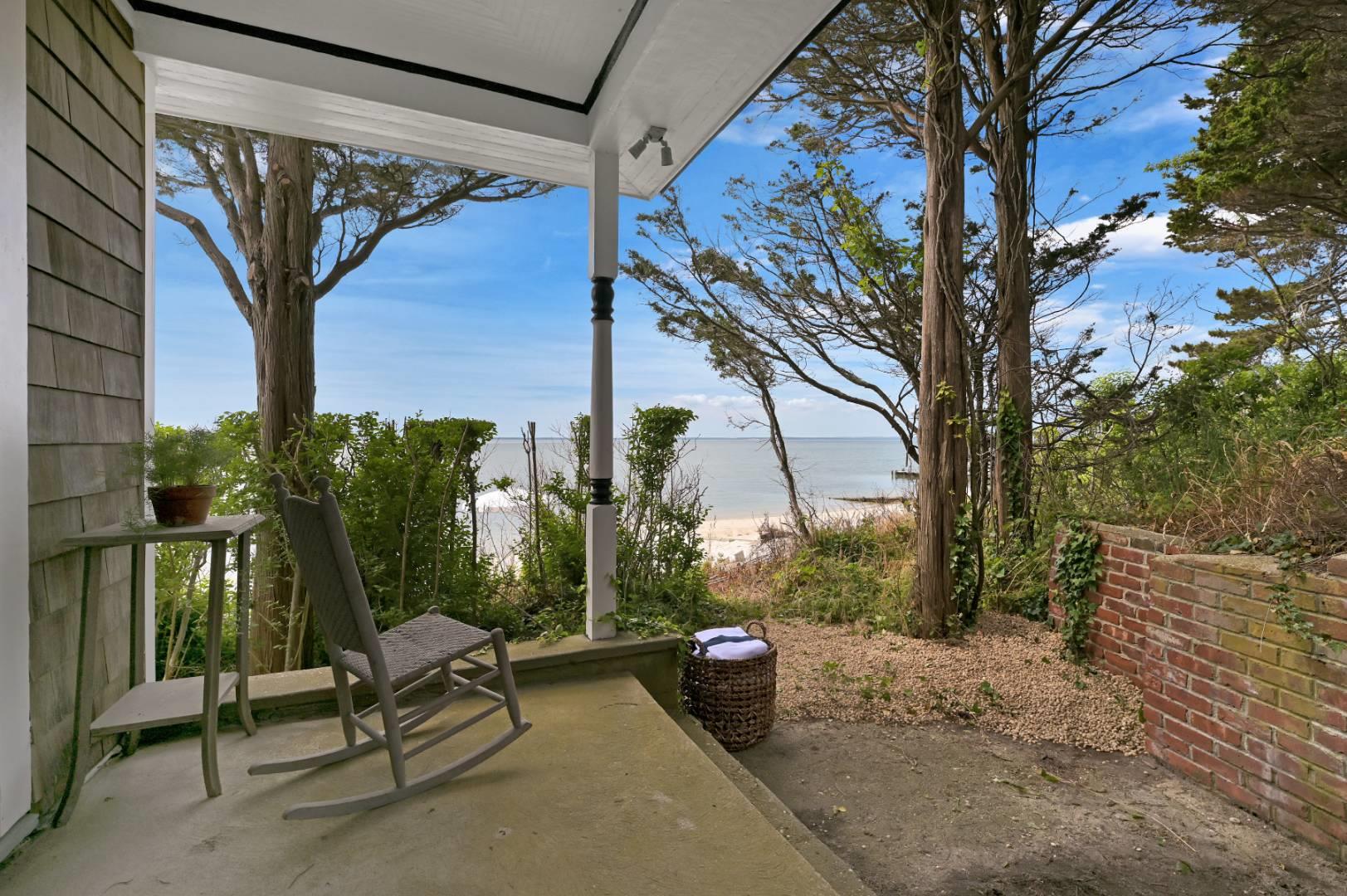 1260 Jackson Street, New Suffolk, NY 11956