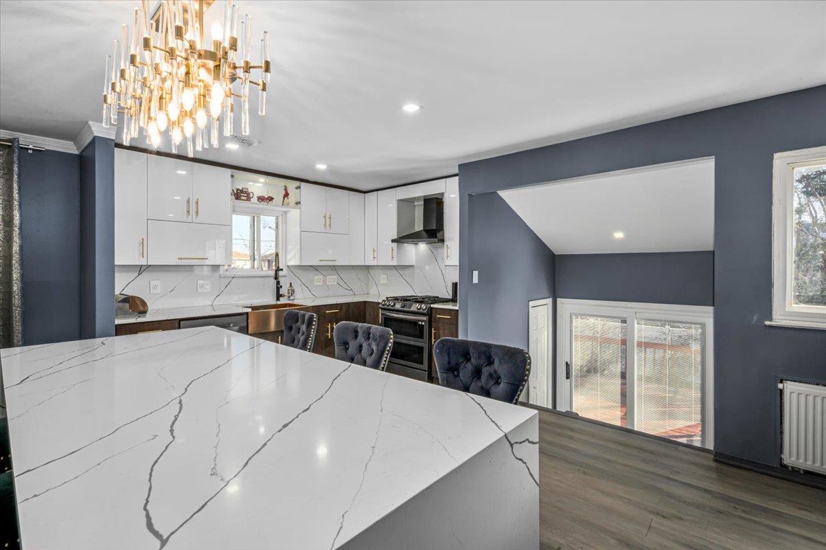 735 Caldwell Avenue, Valley Stream, NY 11581