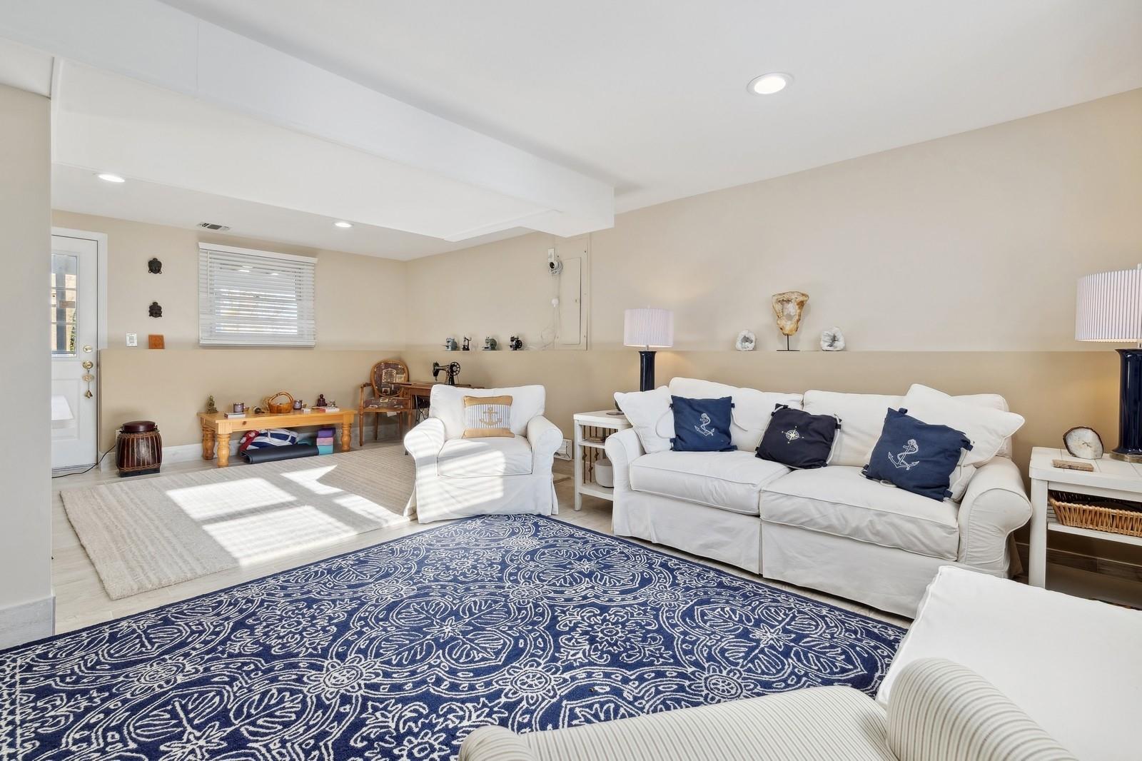 1330 Saltaire Way, Mattituck, NY 11952