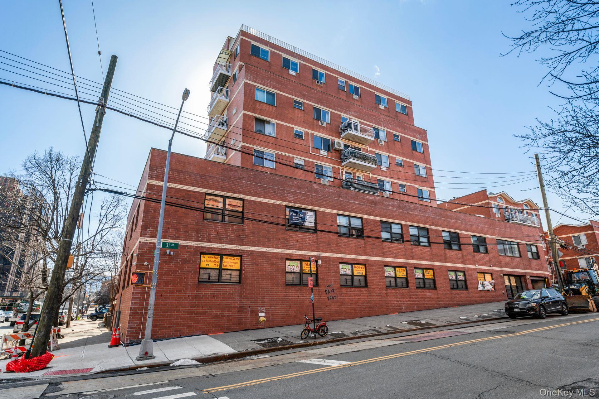 13616 31st Road # 8B, Flushing, NY 11354