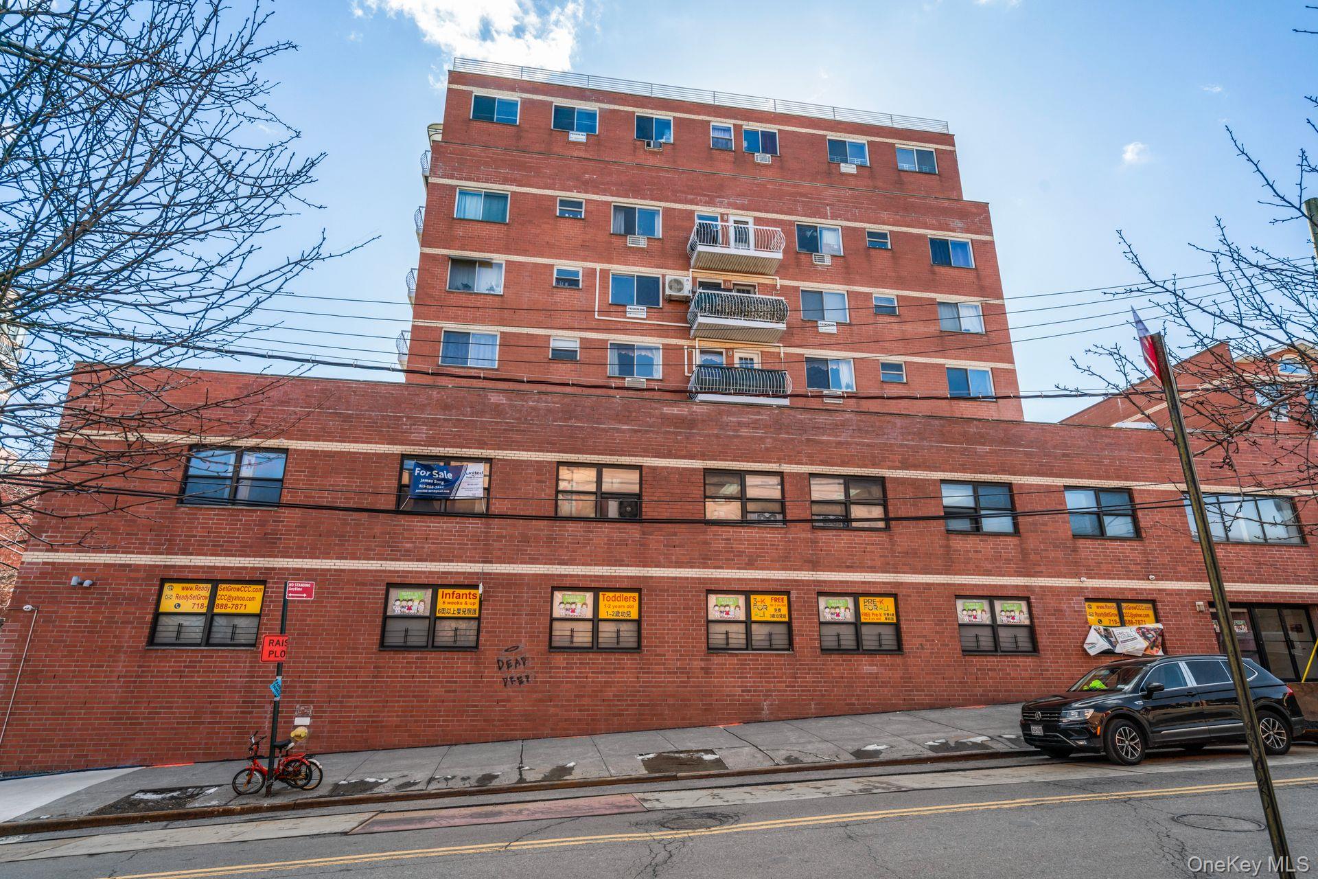 13616 31st Road # 8B, Flushing, NY 11354