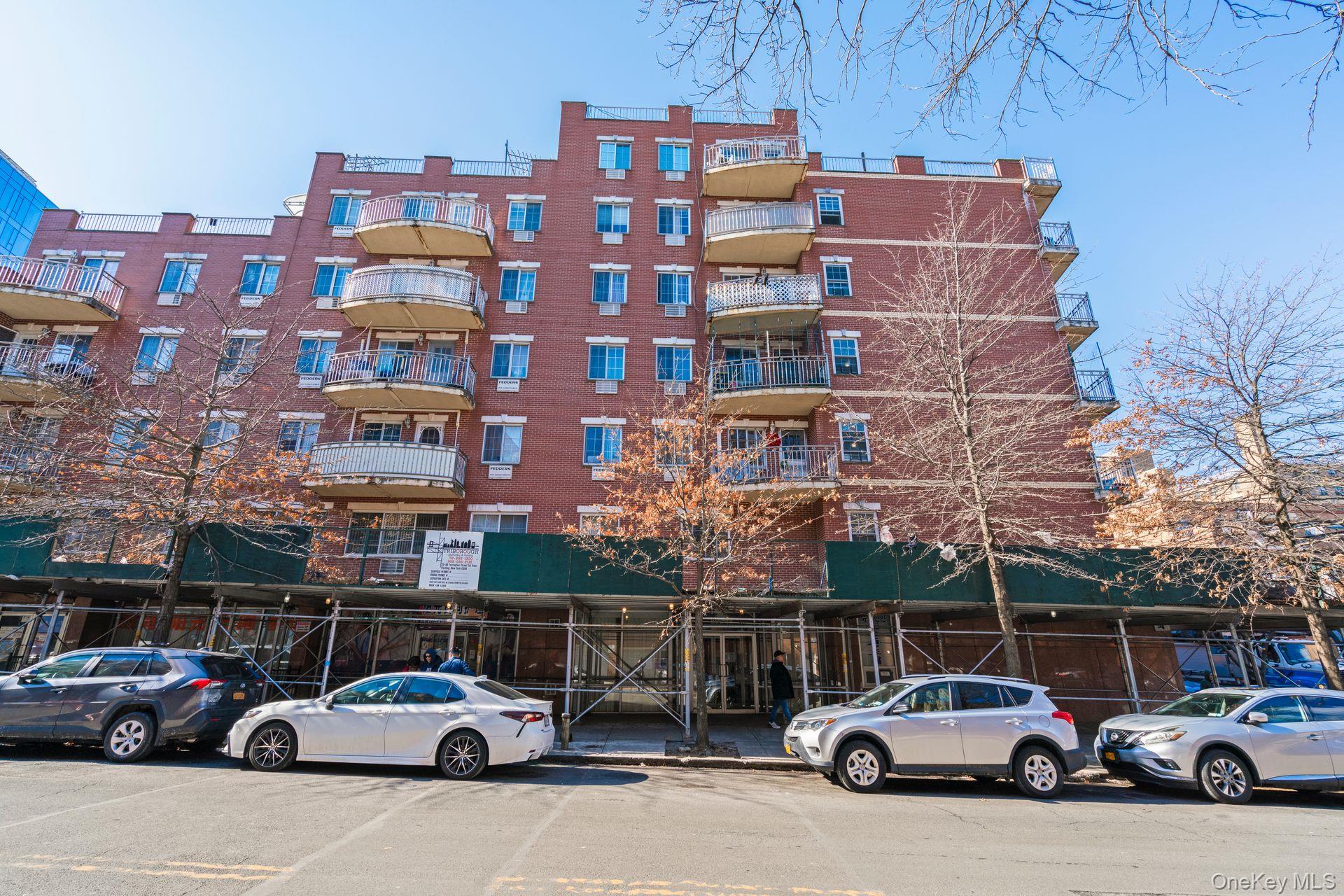 3506 Leavitt Street # 3I, Flushing, NY 11354