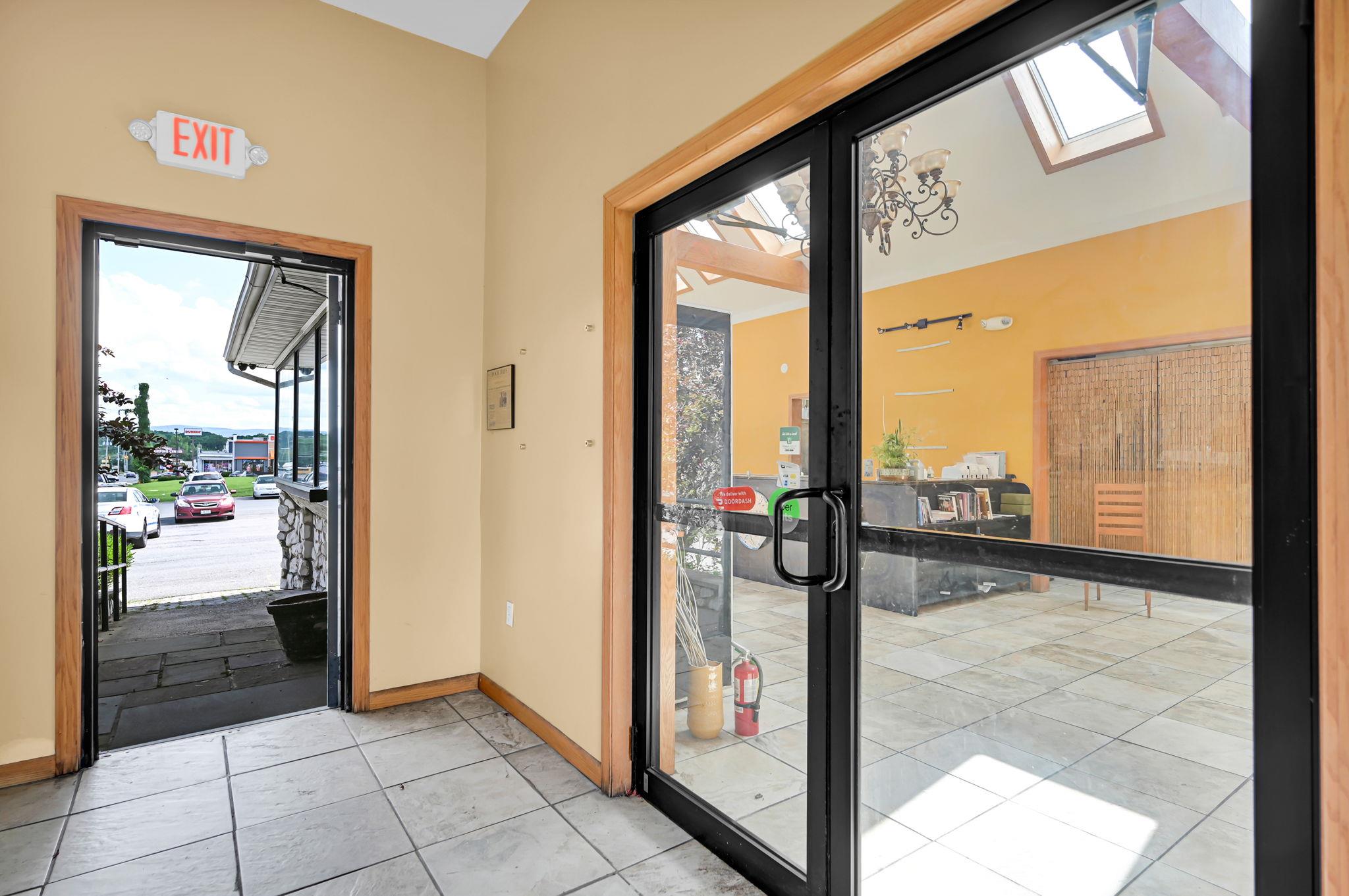 94 S Robinson Avenue, Newburgh, NY 12550