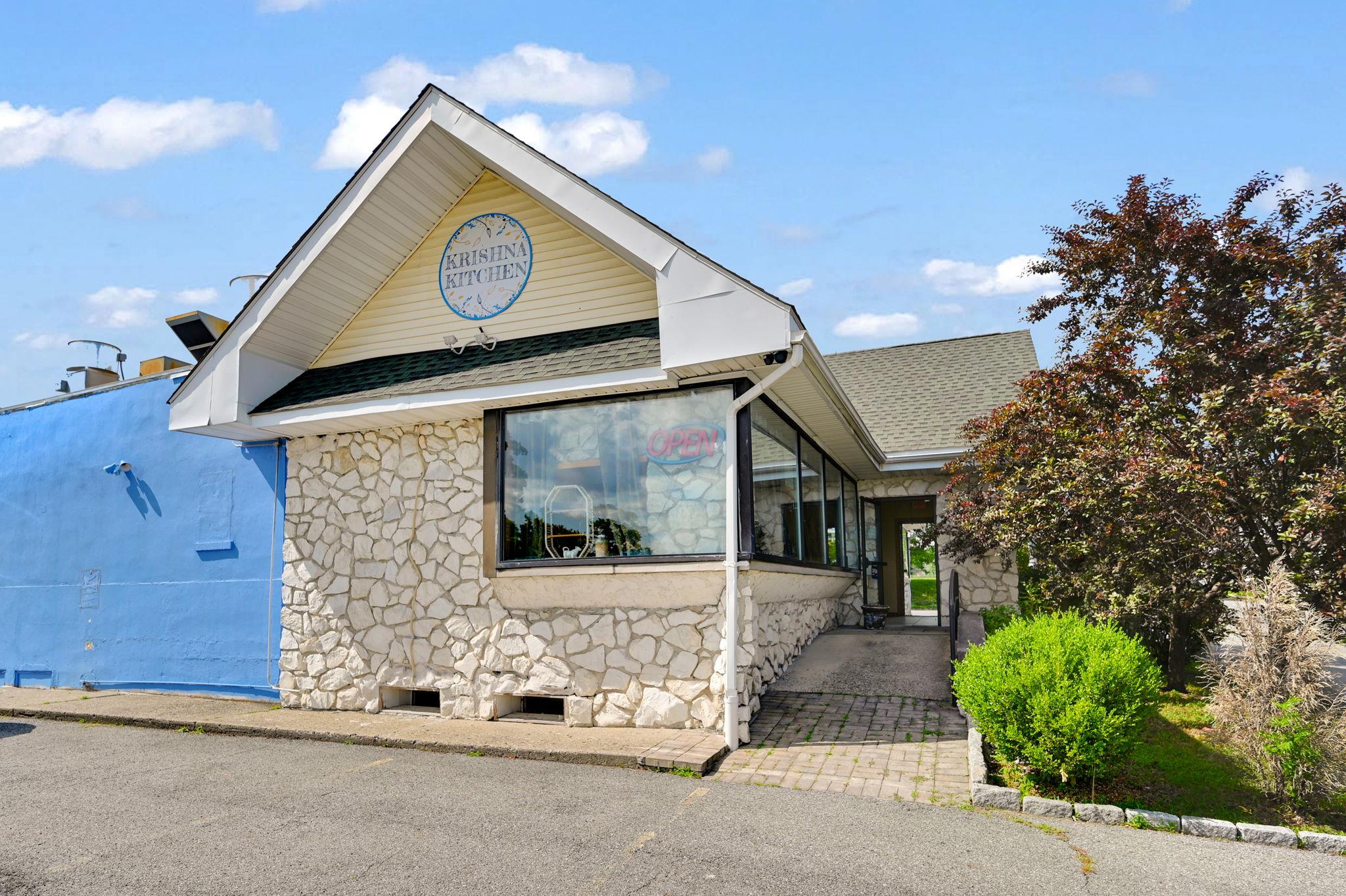 94 S Robinson Avenue, Newburgh, NY 12550