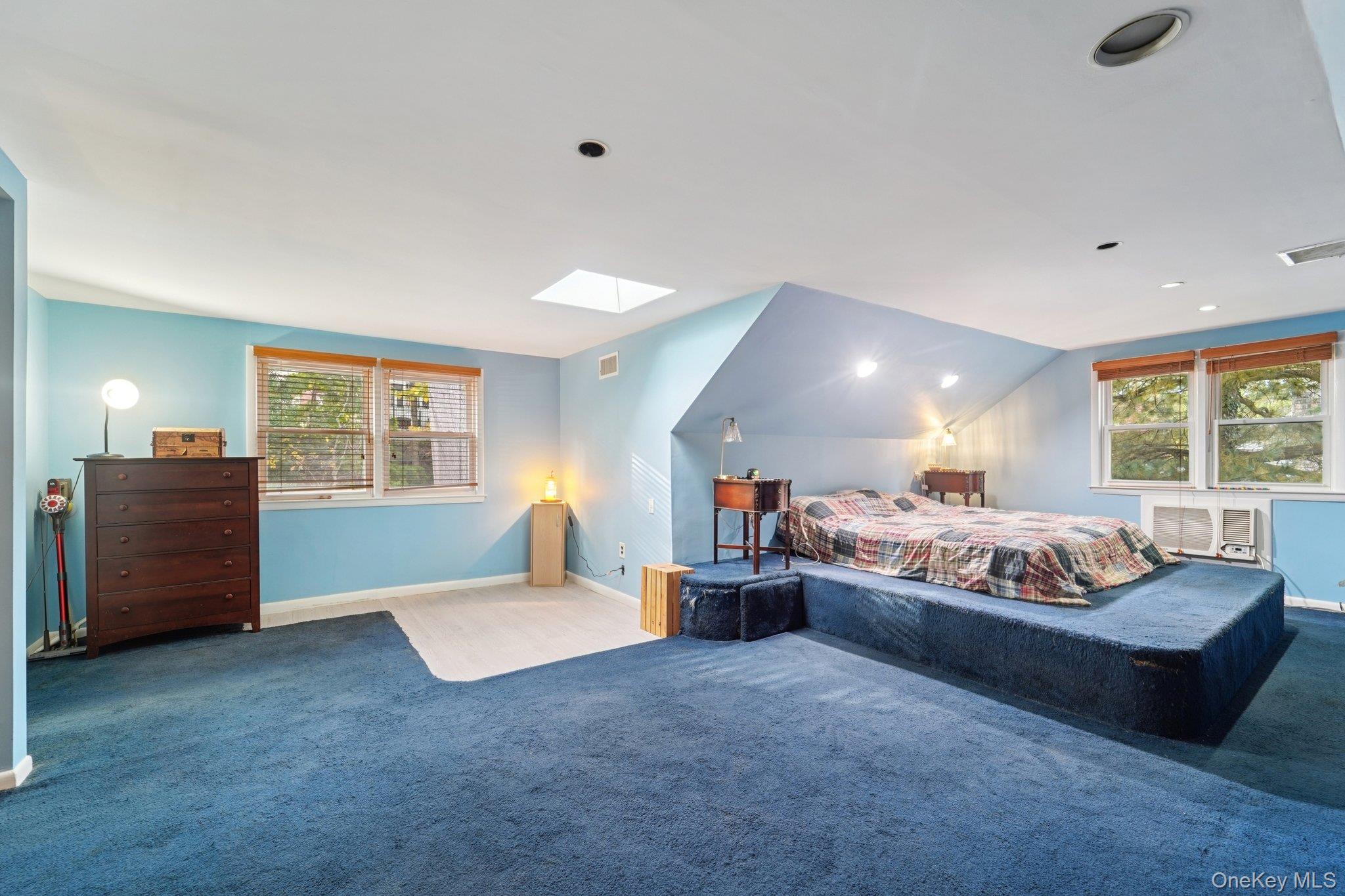 24 Pamela Lane, New Rochelle, NY 10804