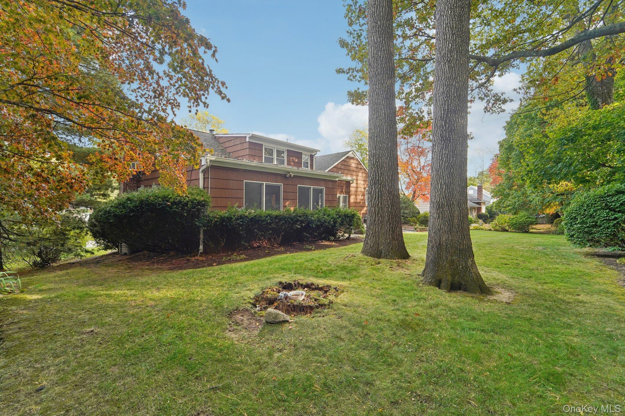 24 Pamela Lane, New Rochelle, NY 10804