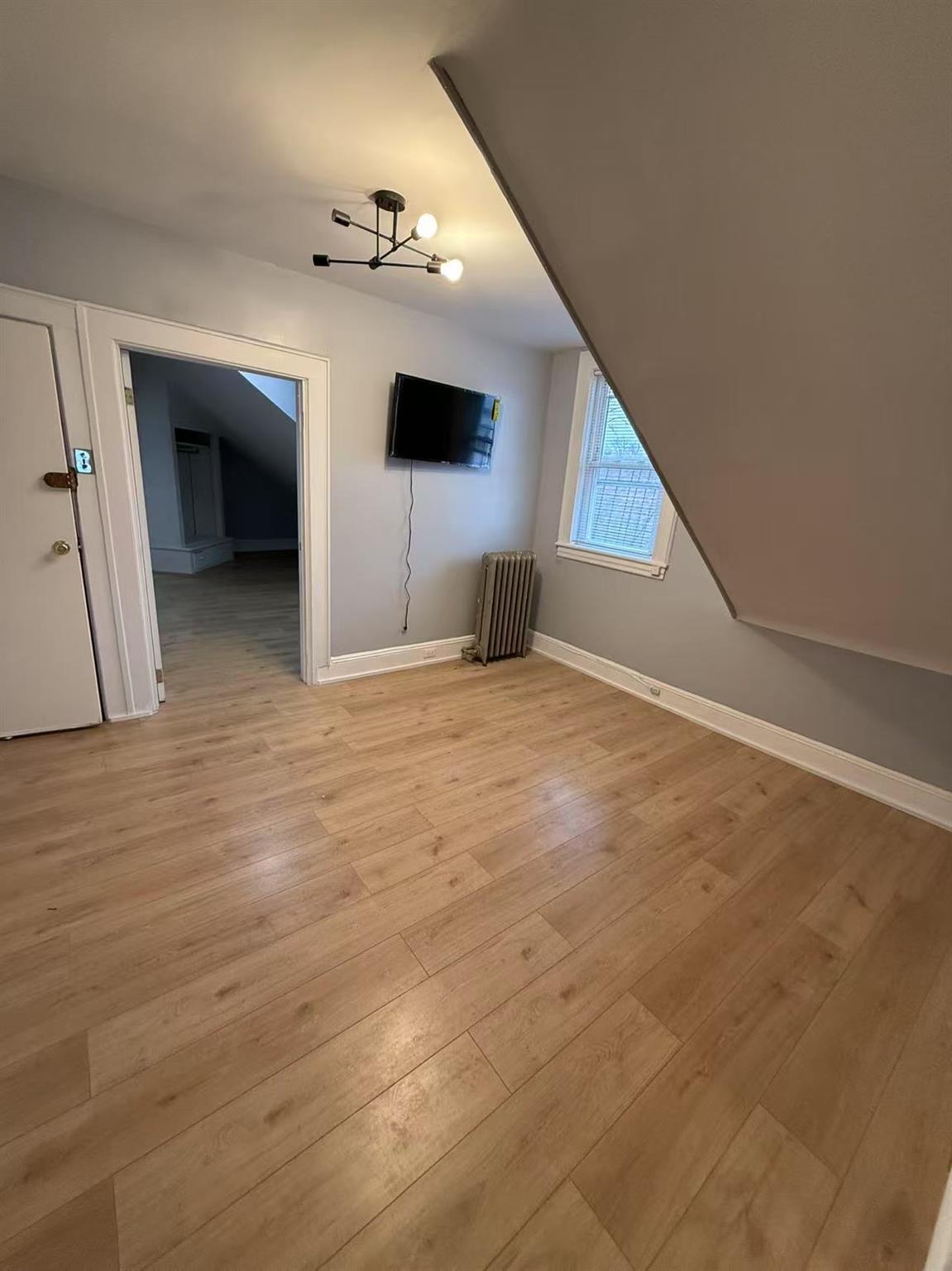 78-54 80th Street # 3 FL, Glendale, NY 11385