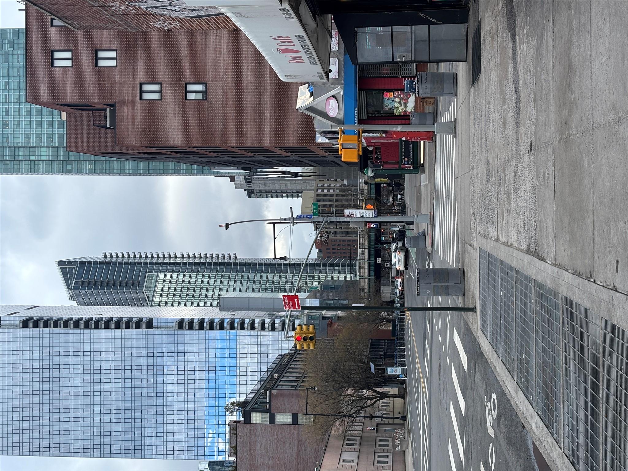 1152 44th Dr, Long Island City, NY 11101