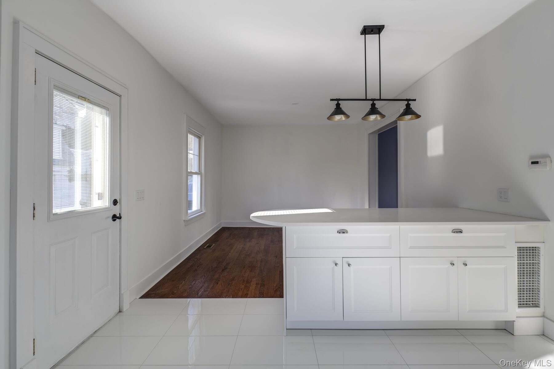 27 Locust Lane, Oyster Bay, NY 11771