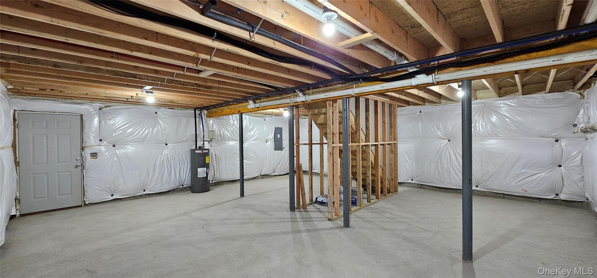 407 Floyd Road S, Shirley, NY 11967