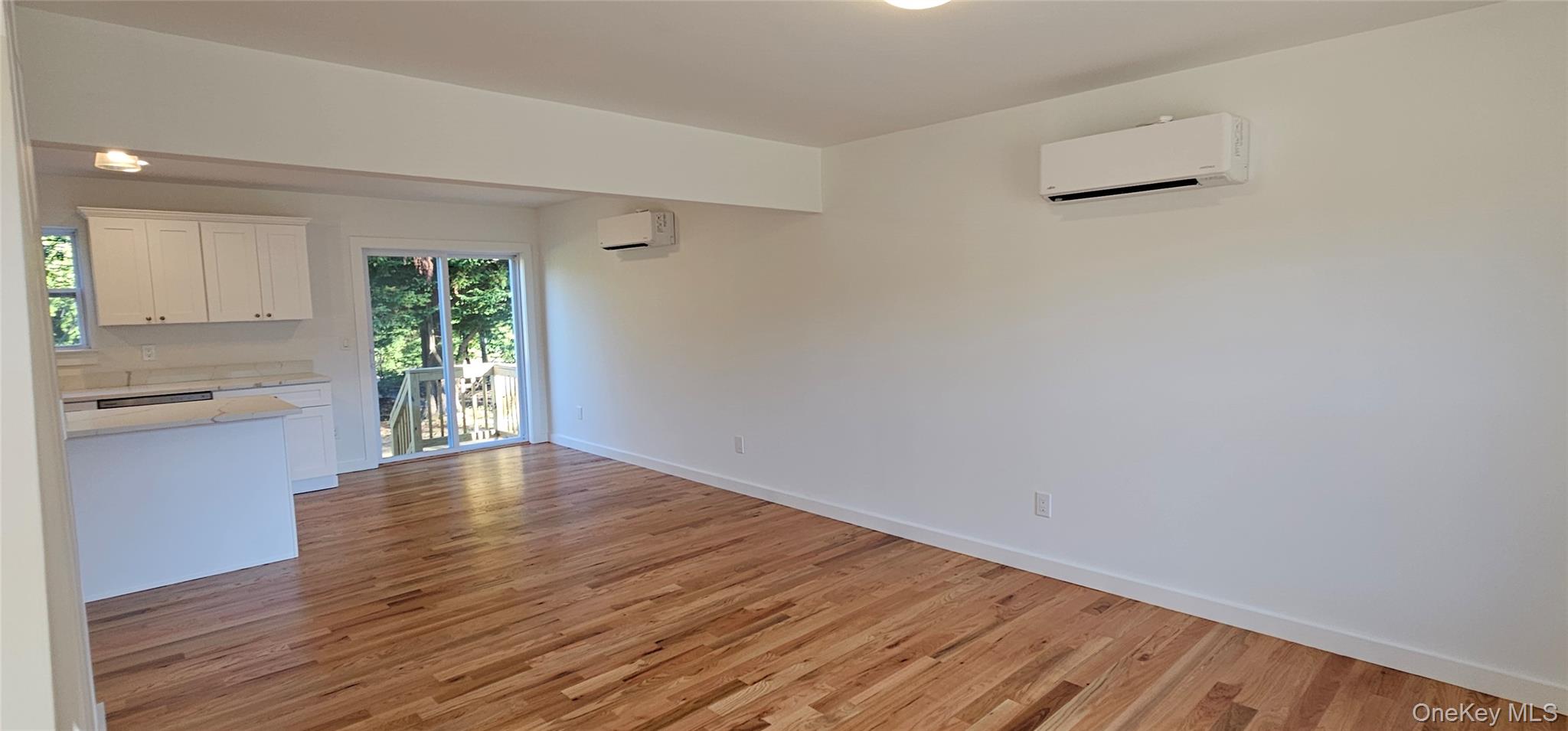 407 Floyd Road S, Shirley, NY 11967