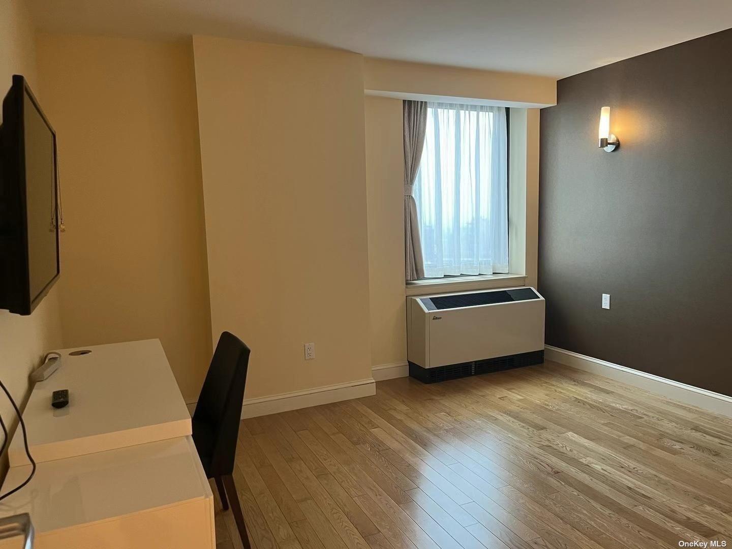 39-16 Prince Street # 11A, Flushing, NY 11354