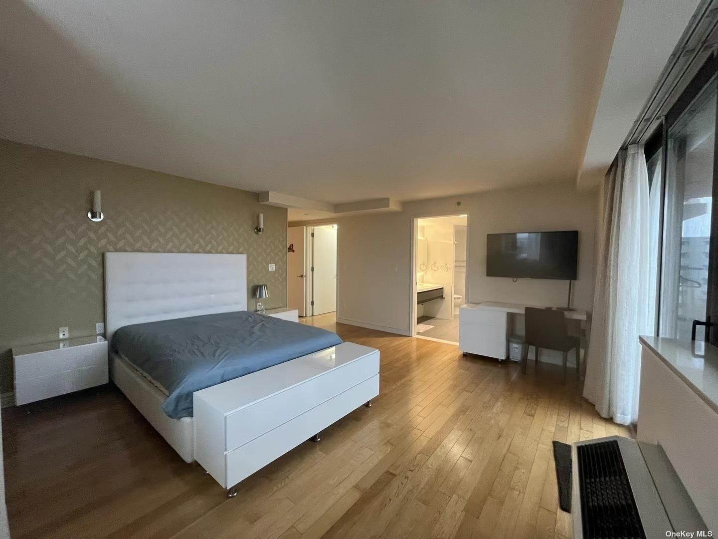 39-16 Prince Street # 11A, Flushing, NY 11354