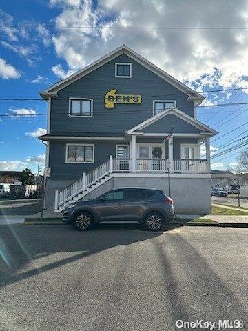 19 Suffolk Street, Freeport, NY 11520