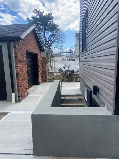 121-09 195th Street, Saint Albans, NY 11413