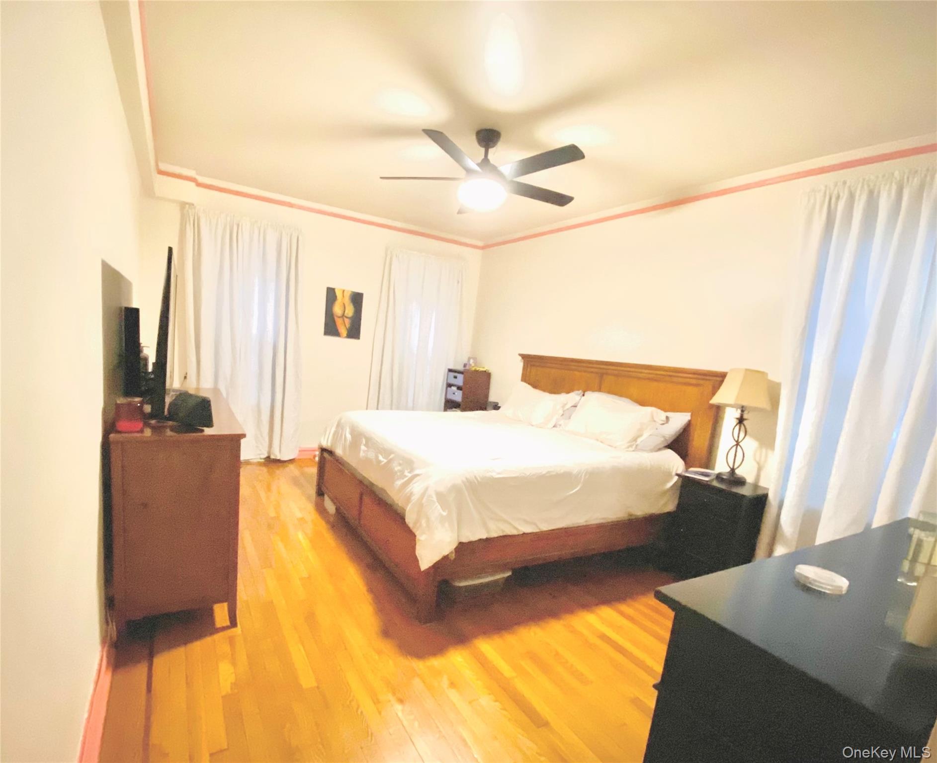 190 E Mosholu Parkway S # 1J, Bronx, NY 10458