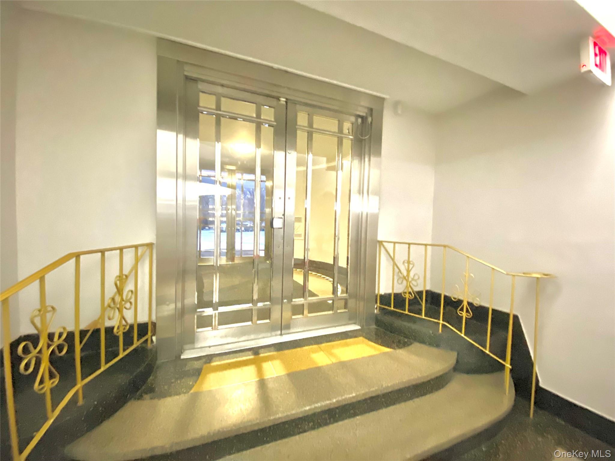 190 E Mosholu Parkway S # 1J, Bronx, NY 10458