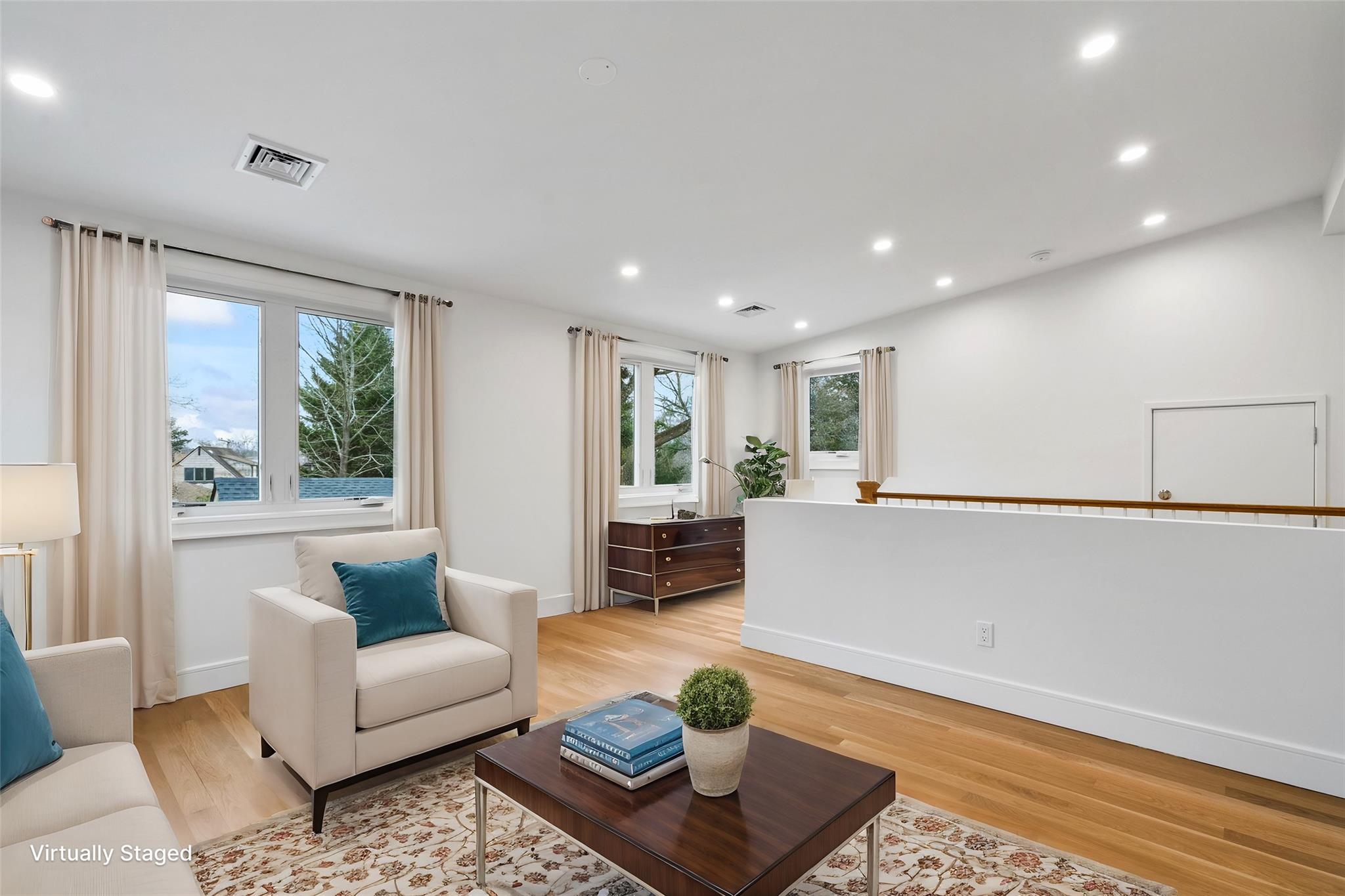 68 Glenlawn Avenue, Sea Cliff, NY 11579