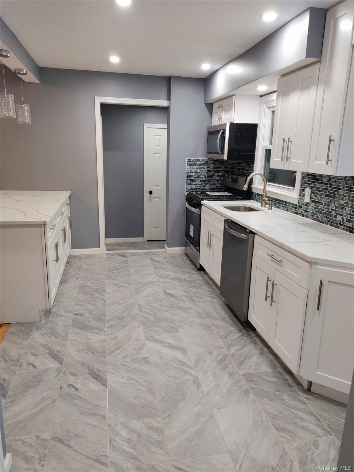 53 Maple Street, Malverne, NY 11565