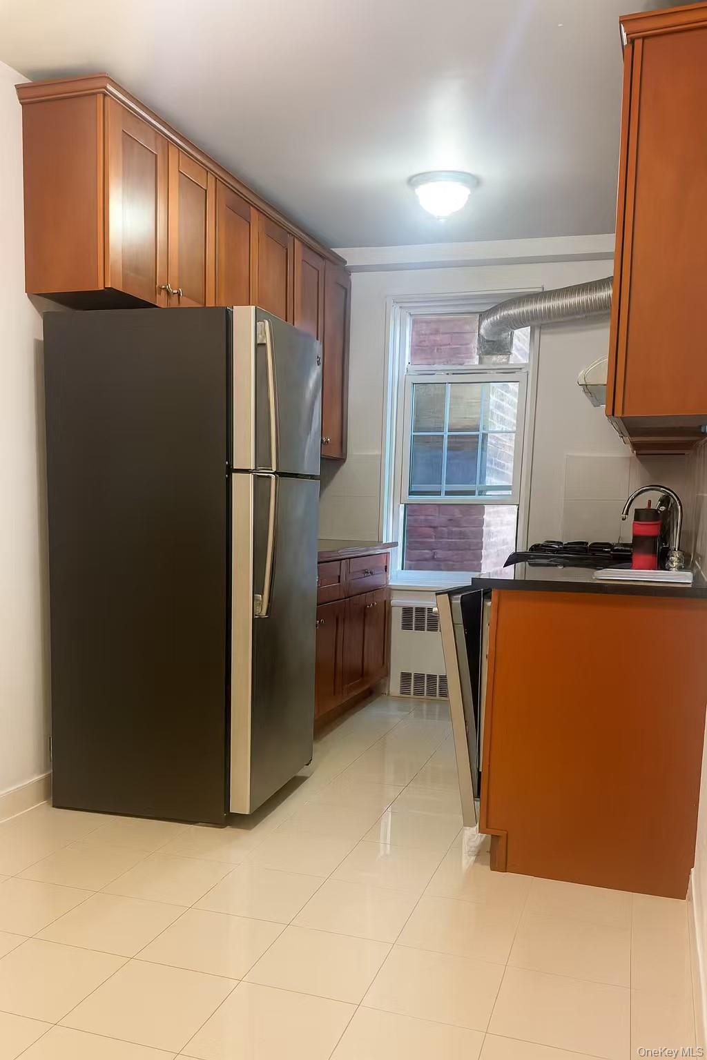 139-09 84th Drive # 307, Briarwood, NY 11435