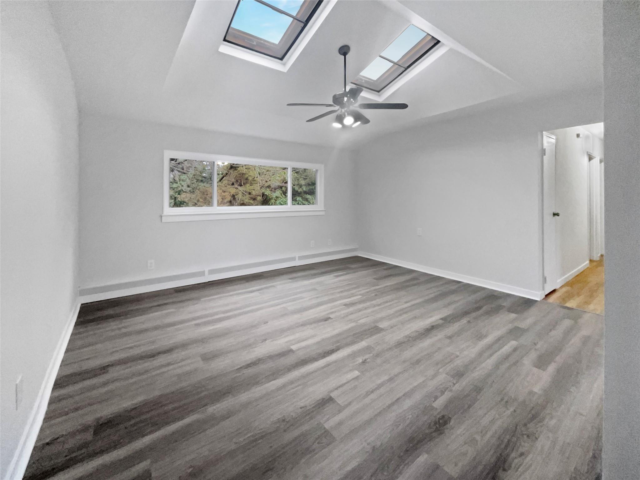23 Halliday, Brookhaven, NY 11727