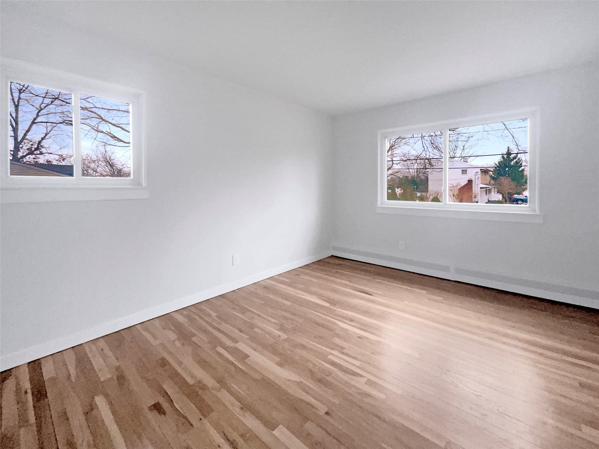 23 Halliday, Brookhaven, NY 11727