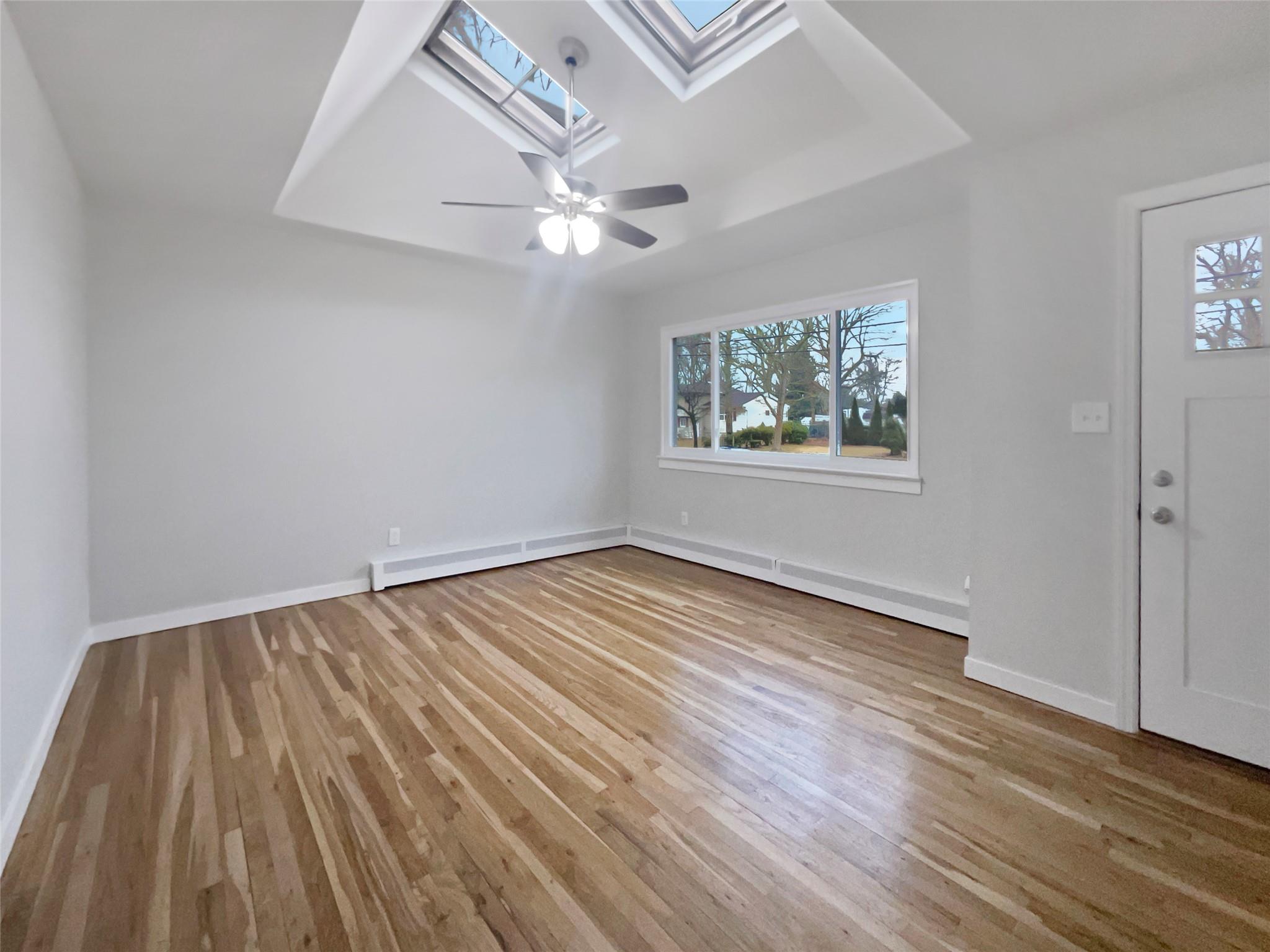 23 Halliday, Brookhaven, NY 11727