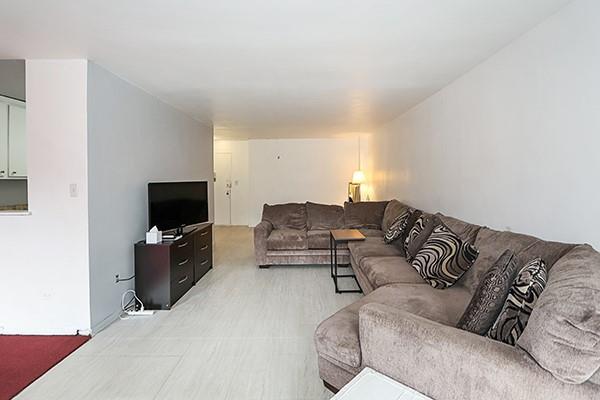 142-05 Roosevelt Avenue # 405, Flushing, NY 11354