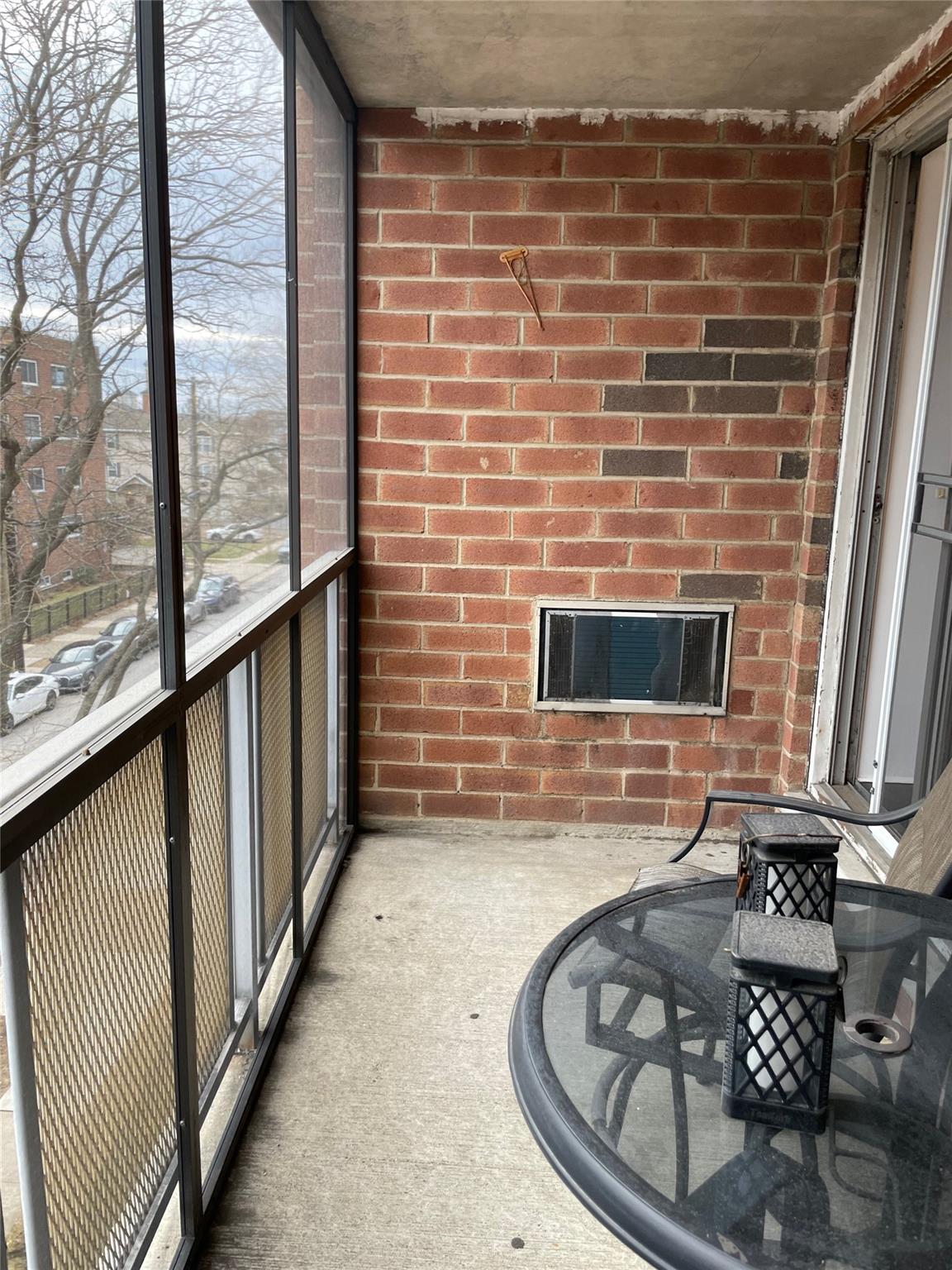 100 Clinton Avenue # 3-0, Mineola, NY 11501