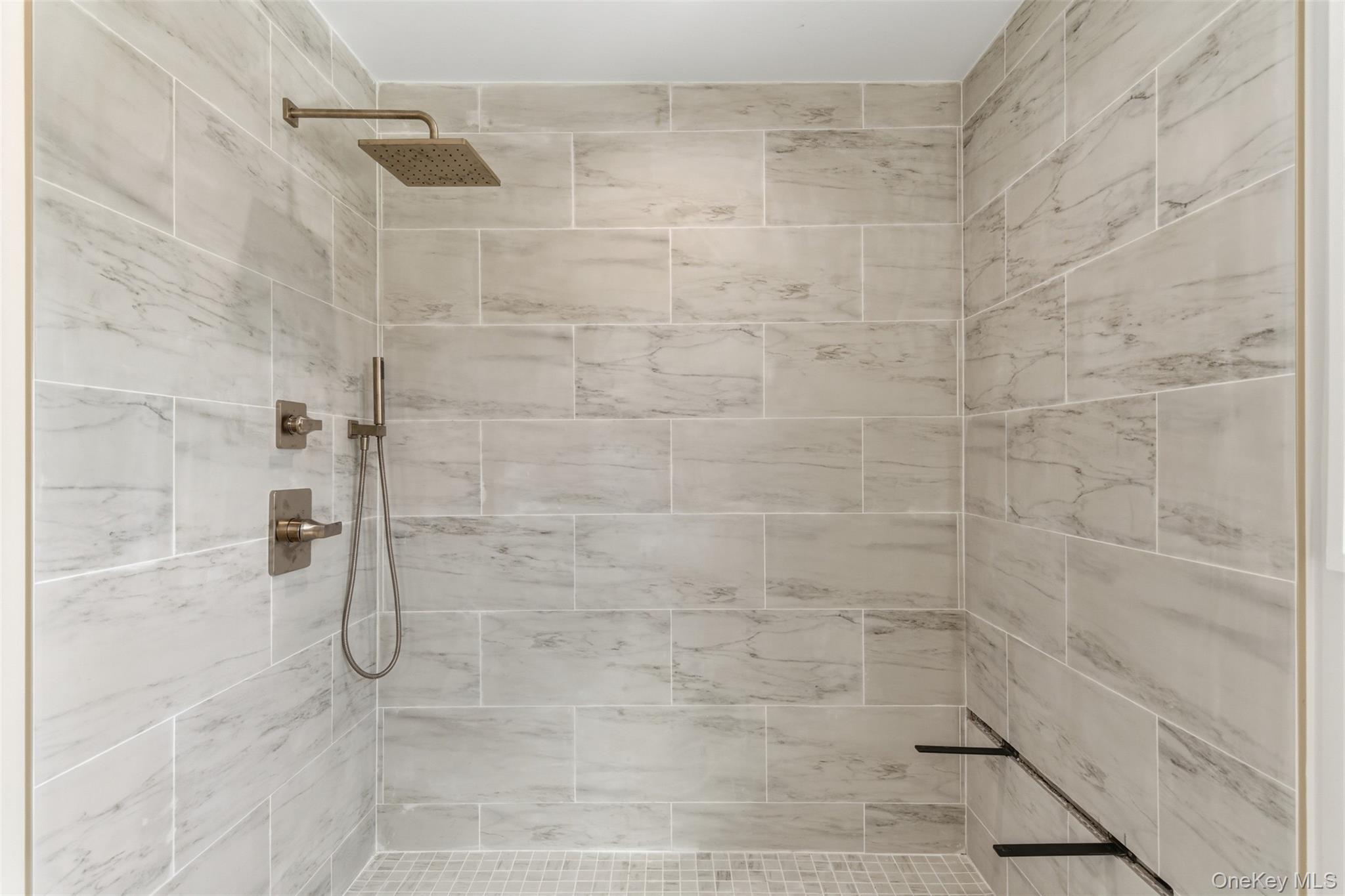 3 Westchester Avenue, Jericho, NY 11753