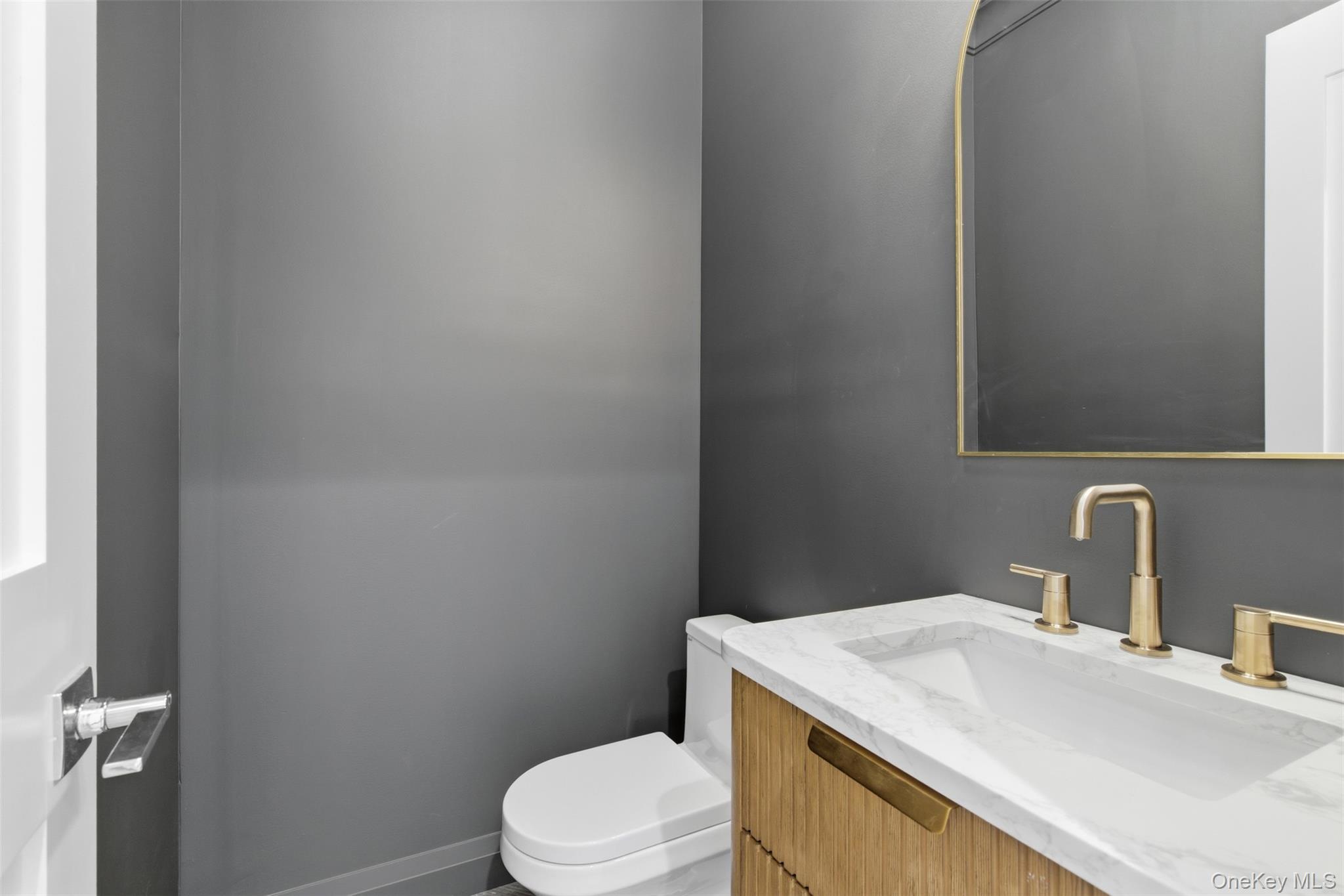 3 Westchester Avenue, Jericho, NY 11753