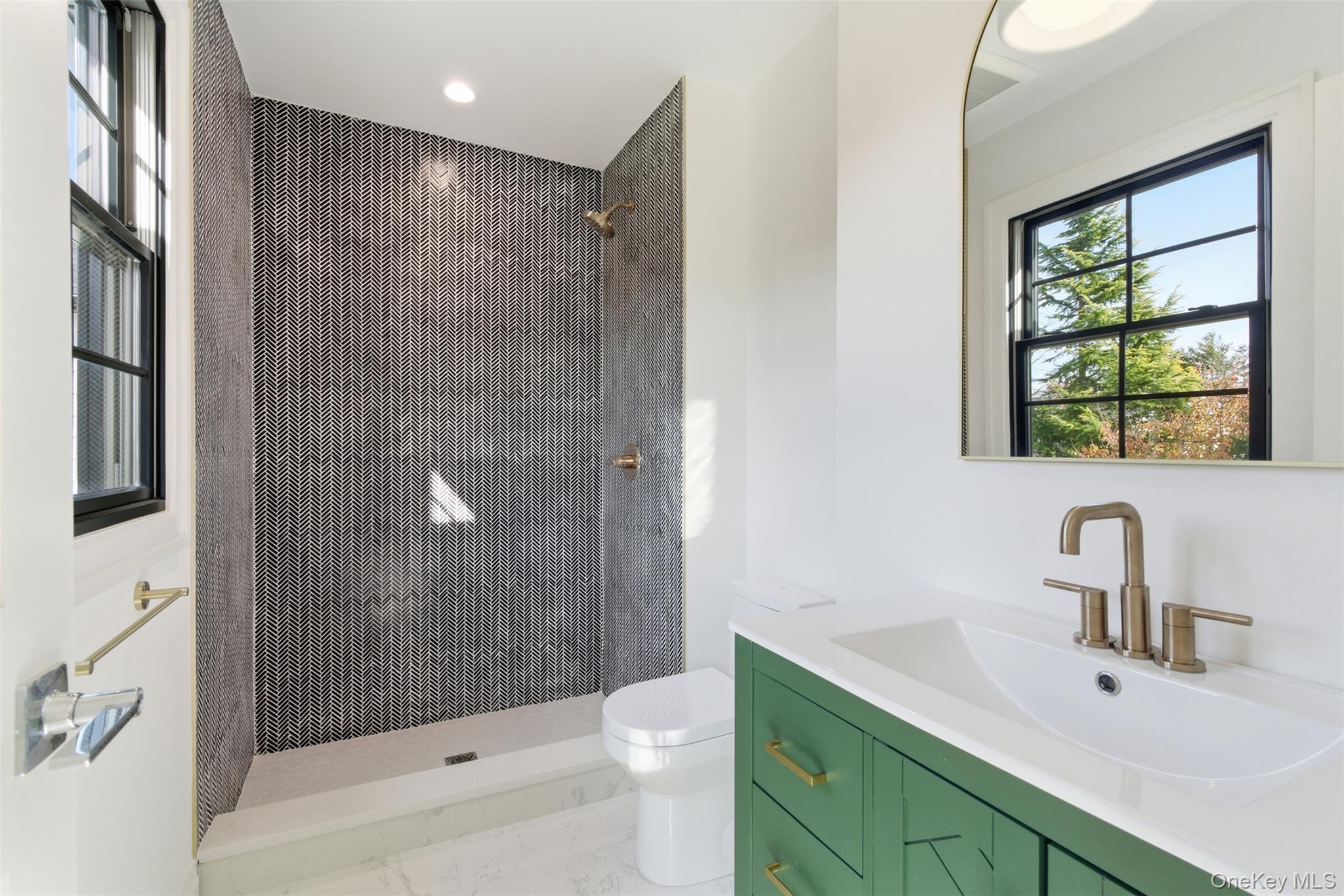 3 Westchester Avenue, Jericho, NY 11753