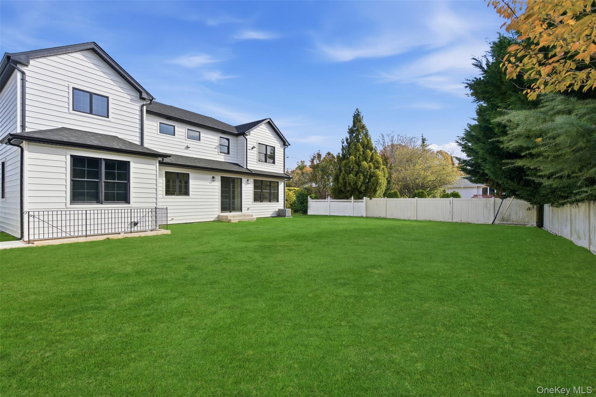 3 Westchester Avenue, Jericho, NY 11753