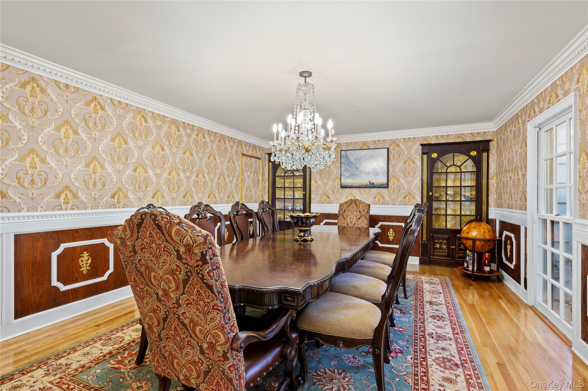 41 Amherst Road, Great Neck, NY 11021