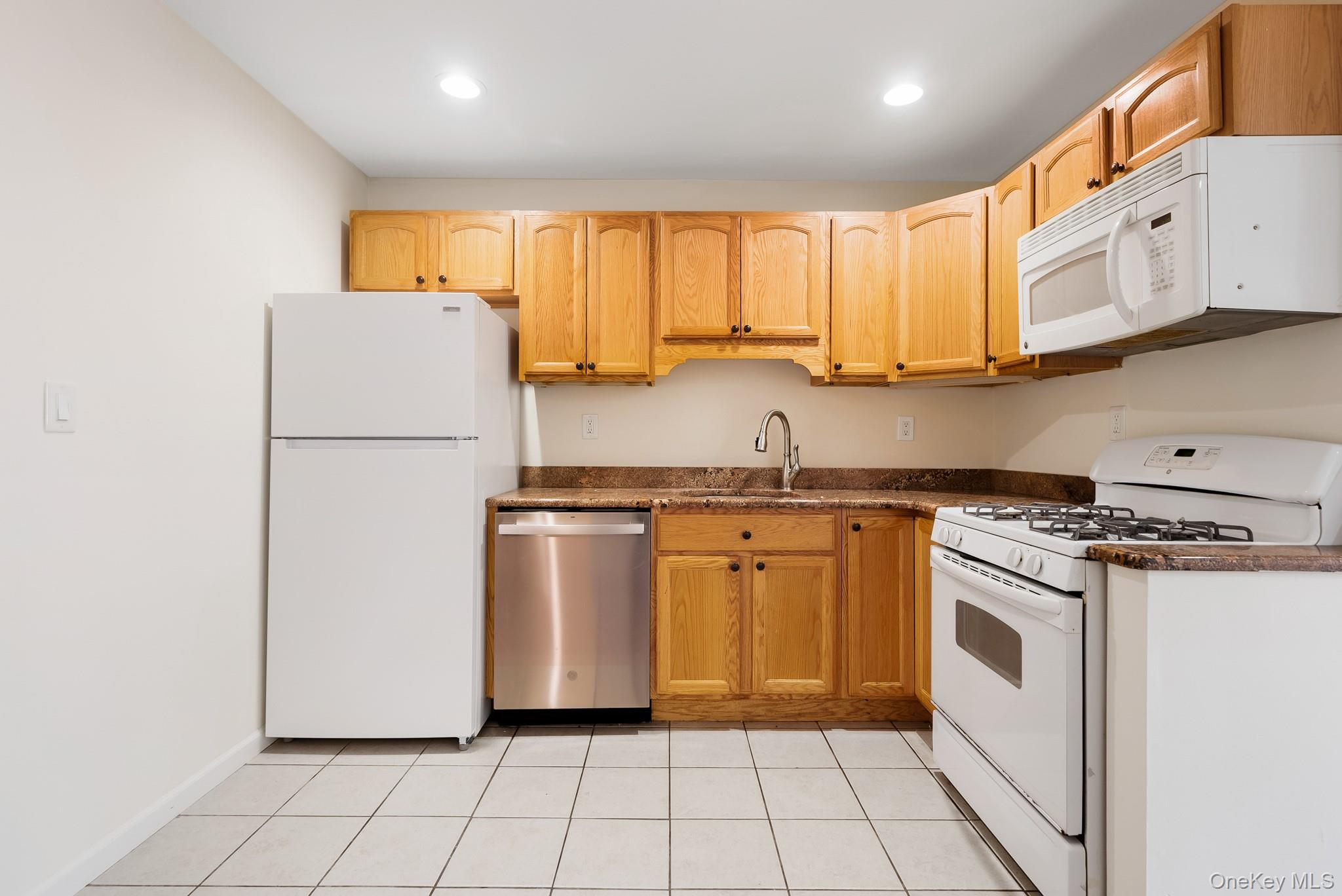 3 Charles Lane # 2B, Pomona, NY 10970