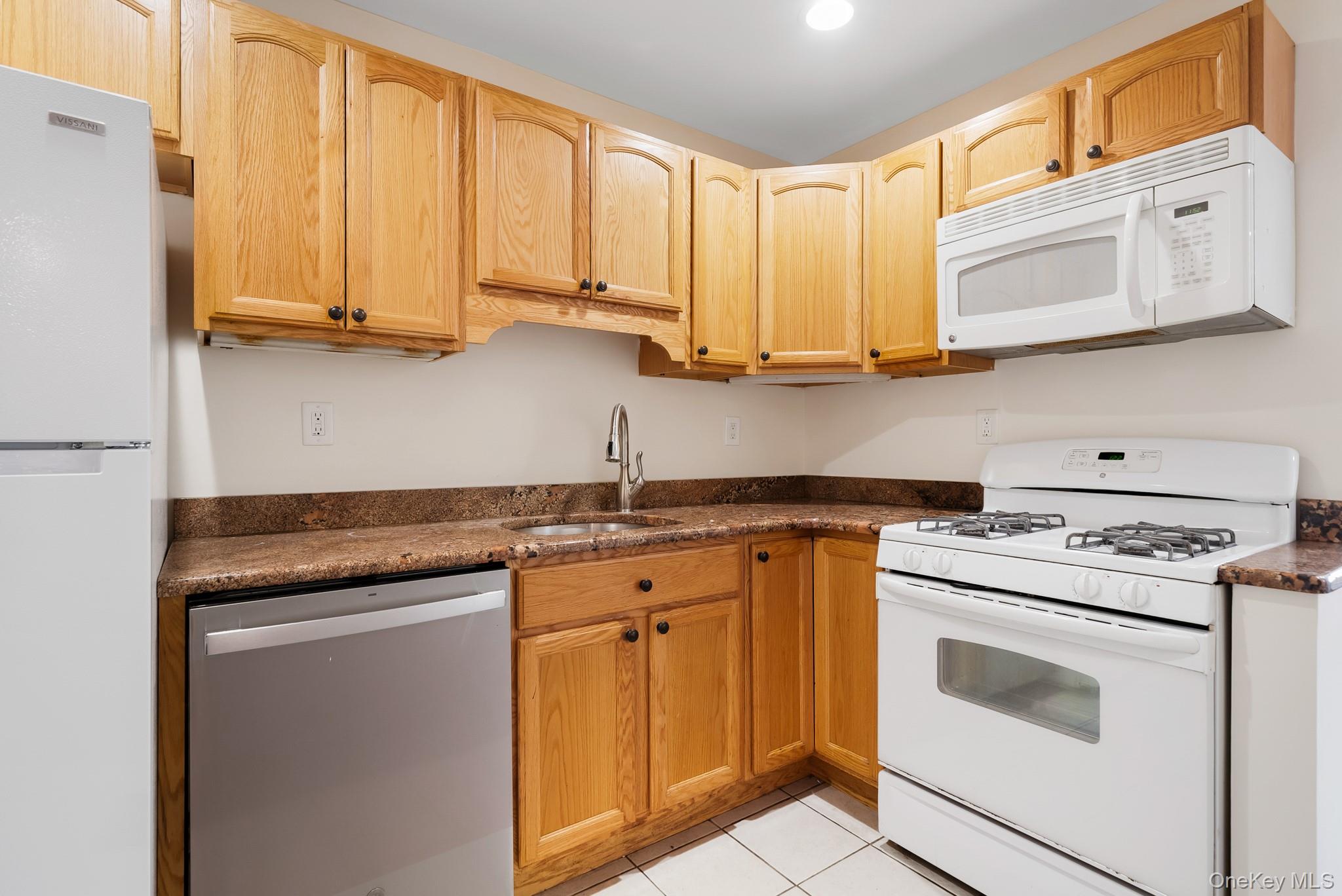 3 Charles Lane # 2B, Pomona, NY 10970