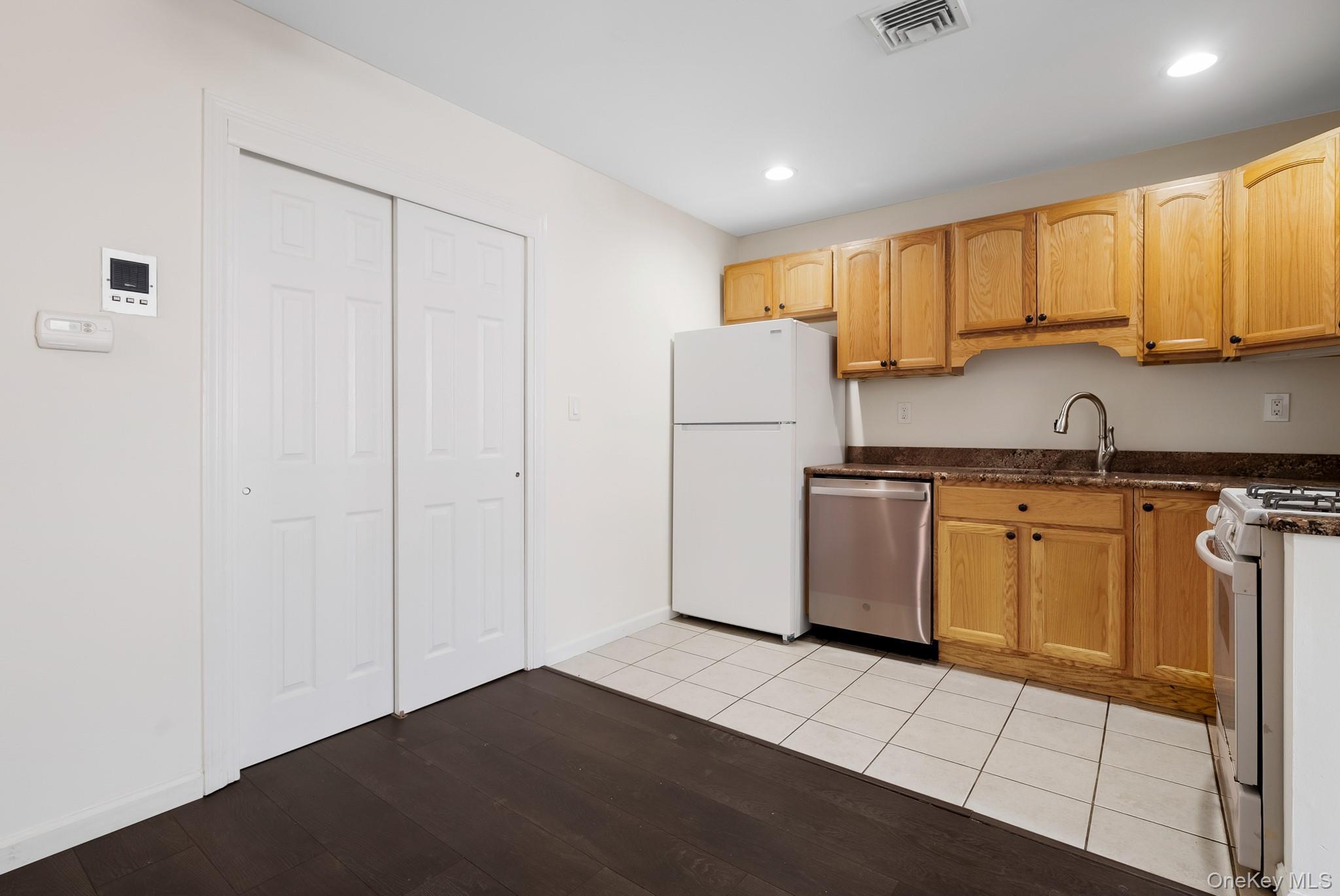 3 Charles Lane # 2B, Pomona, NY 10970