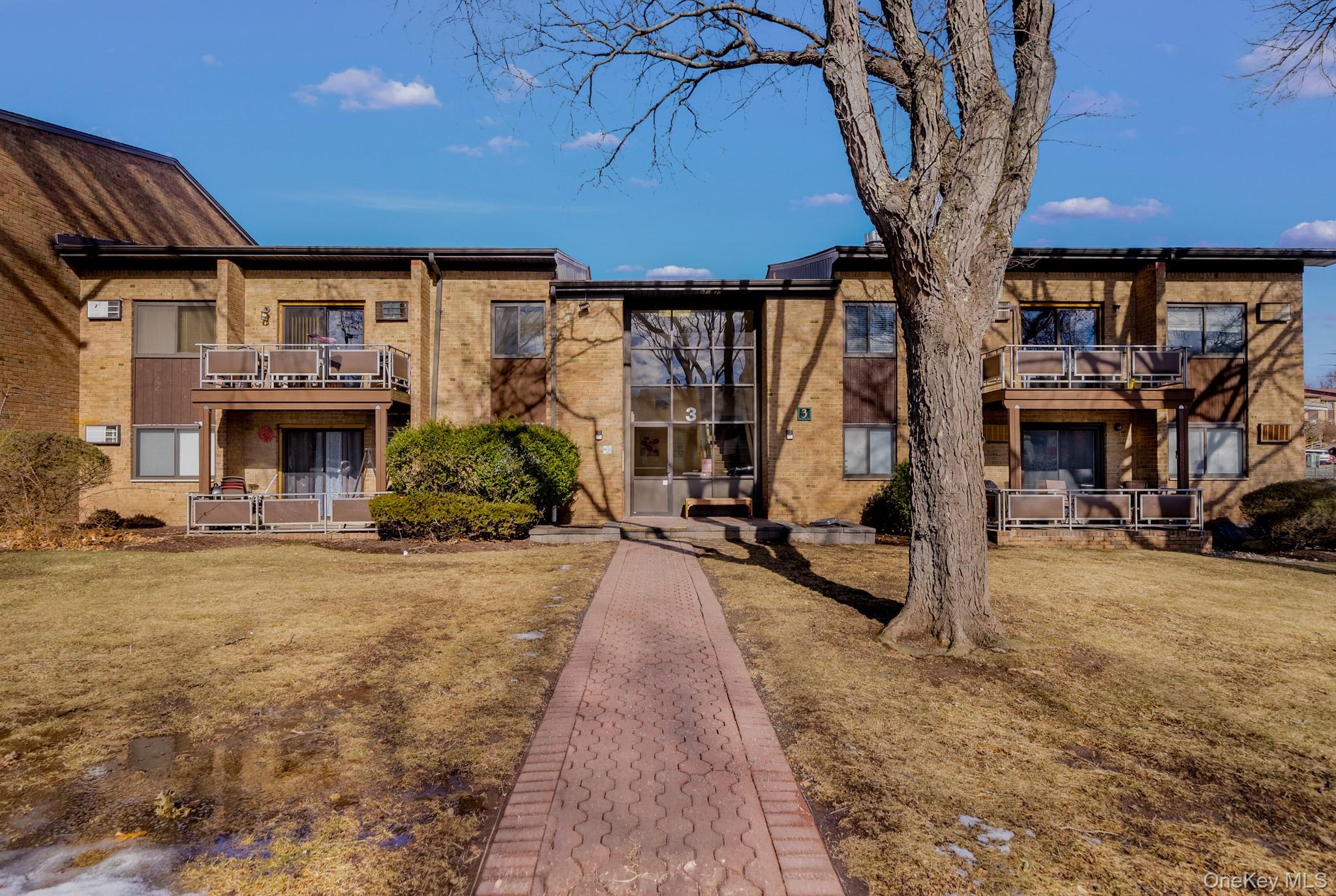 3 Charles Lane # 2B, Pomona, NY 10970