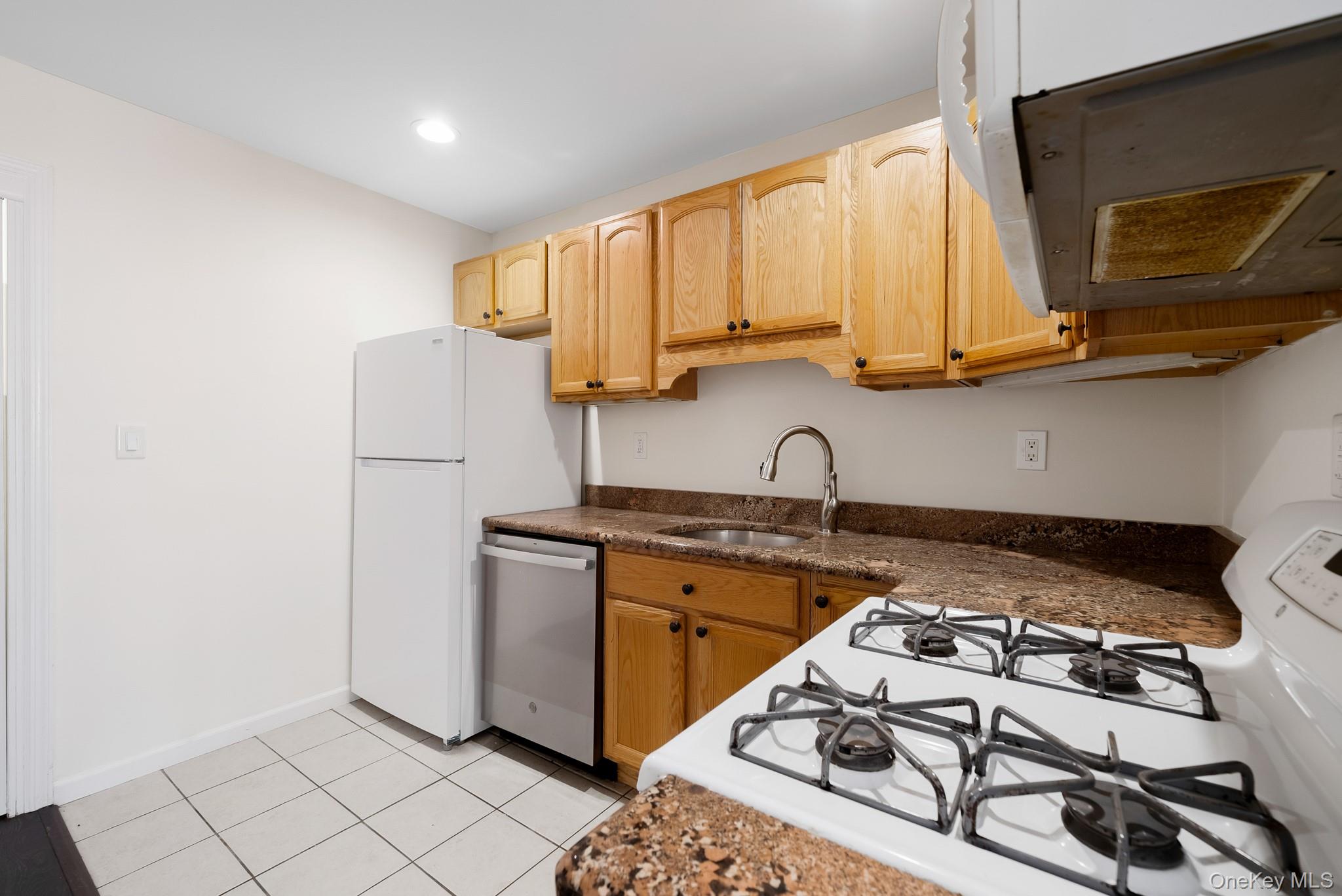 3 Charles Lane # 2B, Pomona, NY 10970