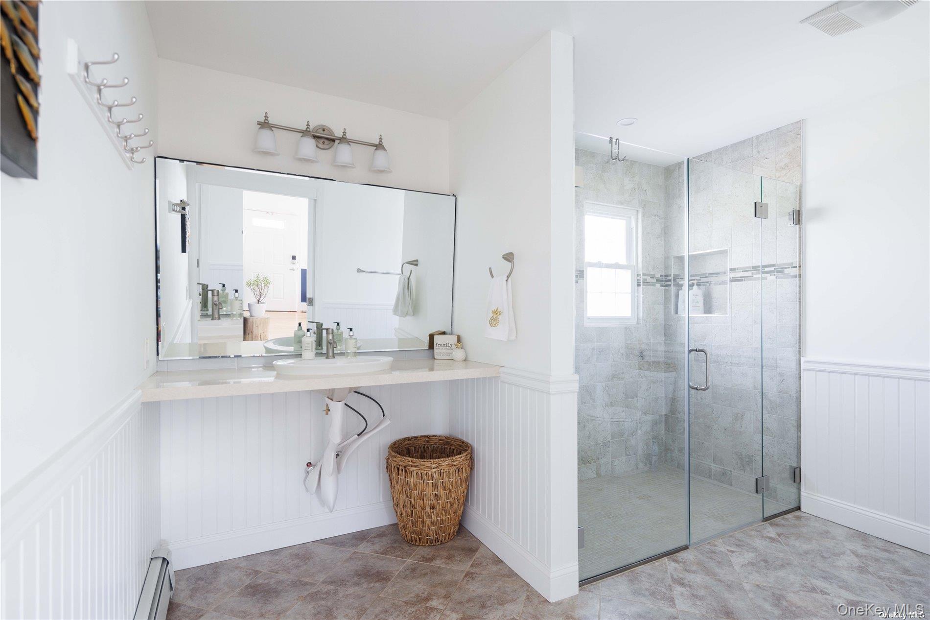 129 Lynncliff Road, Hampton Bays, NY 11946