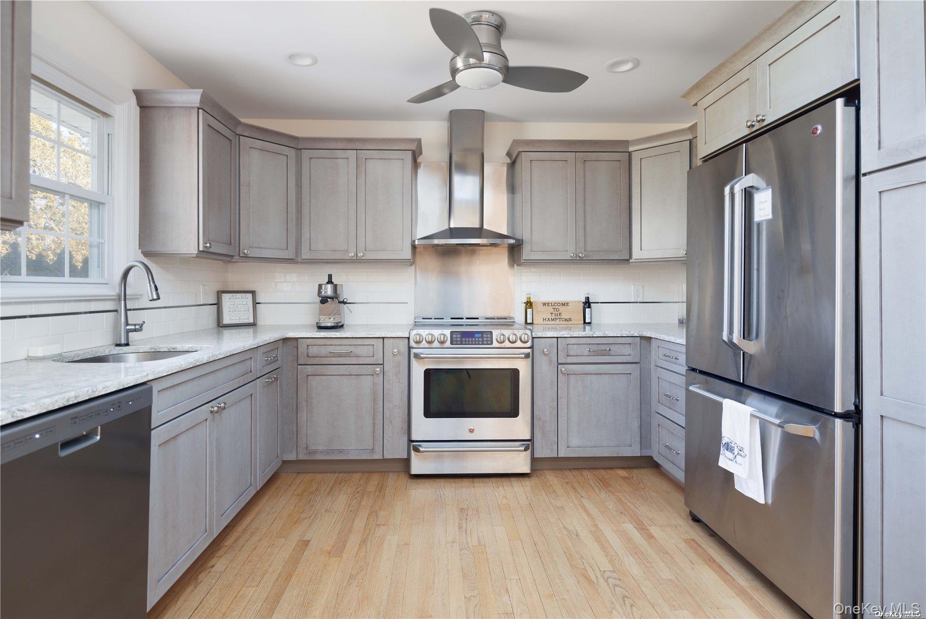 129 Lynncliff Road, Hampton Bays, NY 11946