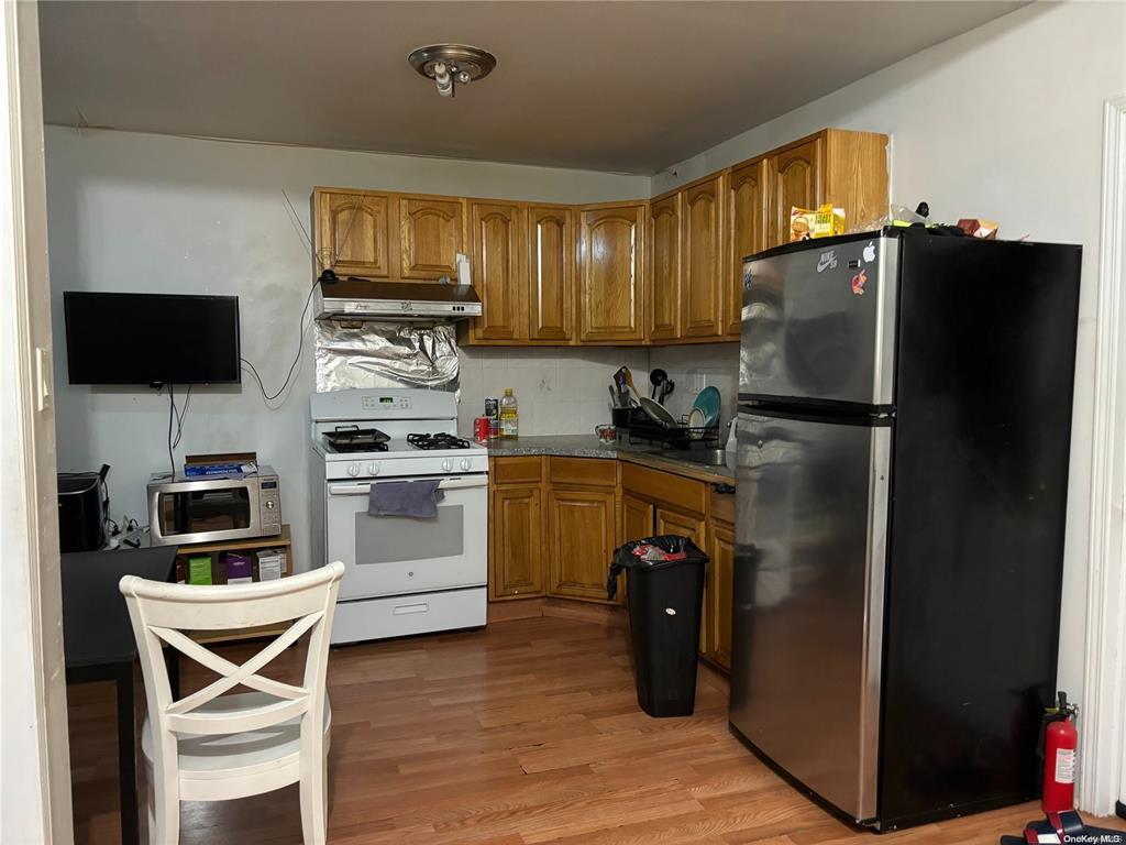 120 Kingsland Avenue, Brooklyn, NY 11222