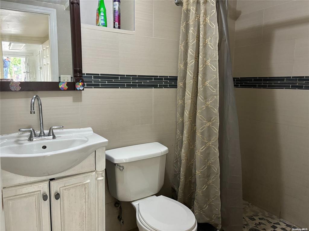 120 Kingsland Avenue, Brooklyn, NY 11222
