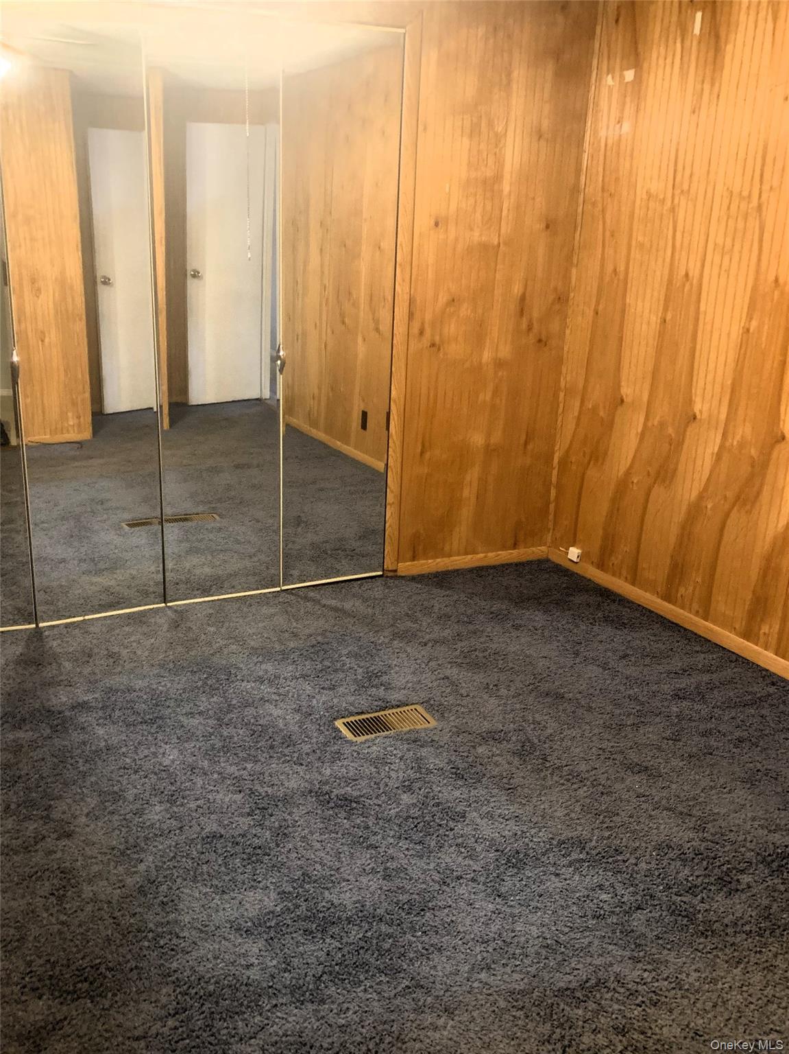 7 Betsy Ross Drive NW, Bohemia, NY 11716